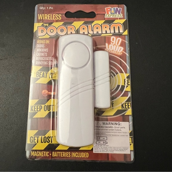 NWT Door Alarm! - Picture 1 of 3